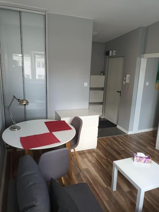 Apartament Zlota 60- Varsó Kültér fotó