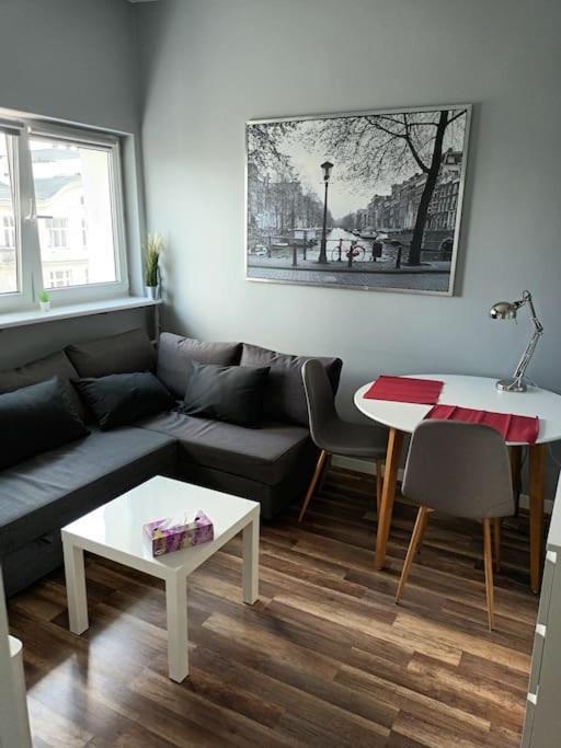 Apartament Zlota 60- Varsó Kültér fotó